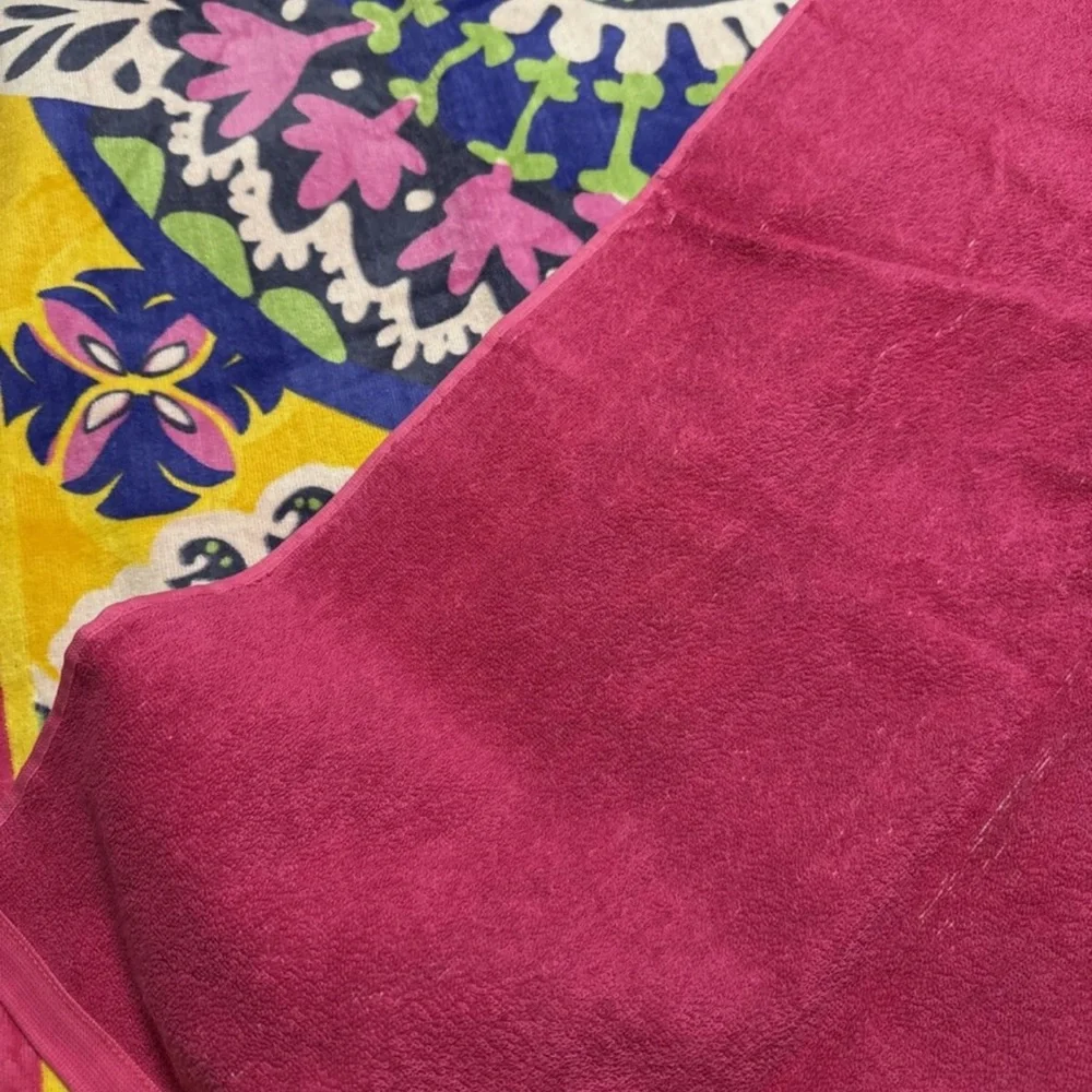 NWT Vera Bradley Rio Beach Towel Retired 66” X 33”